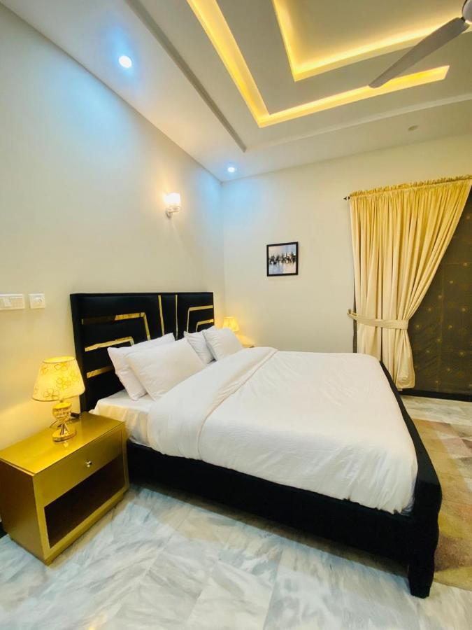 Homey Islamabad Room photo